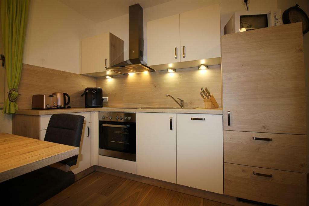 Apart Melanie Zell am Ziller Bagian luar foto